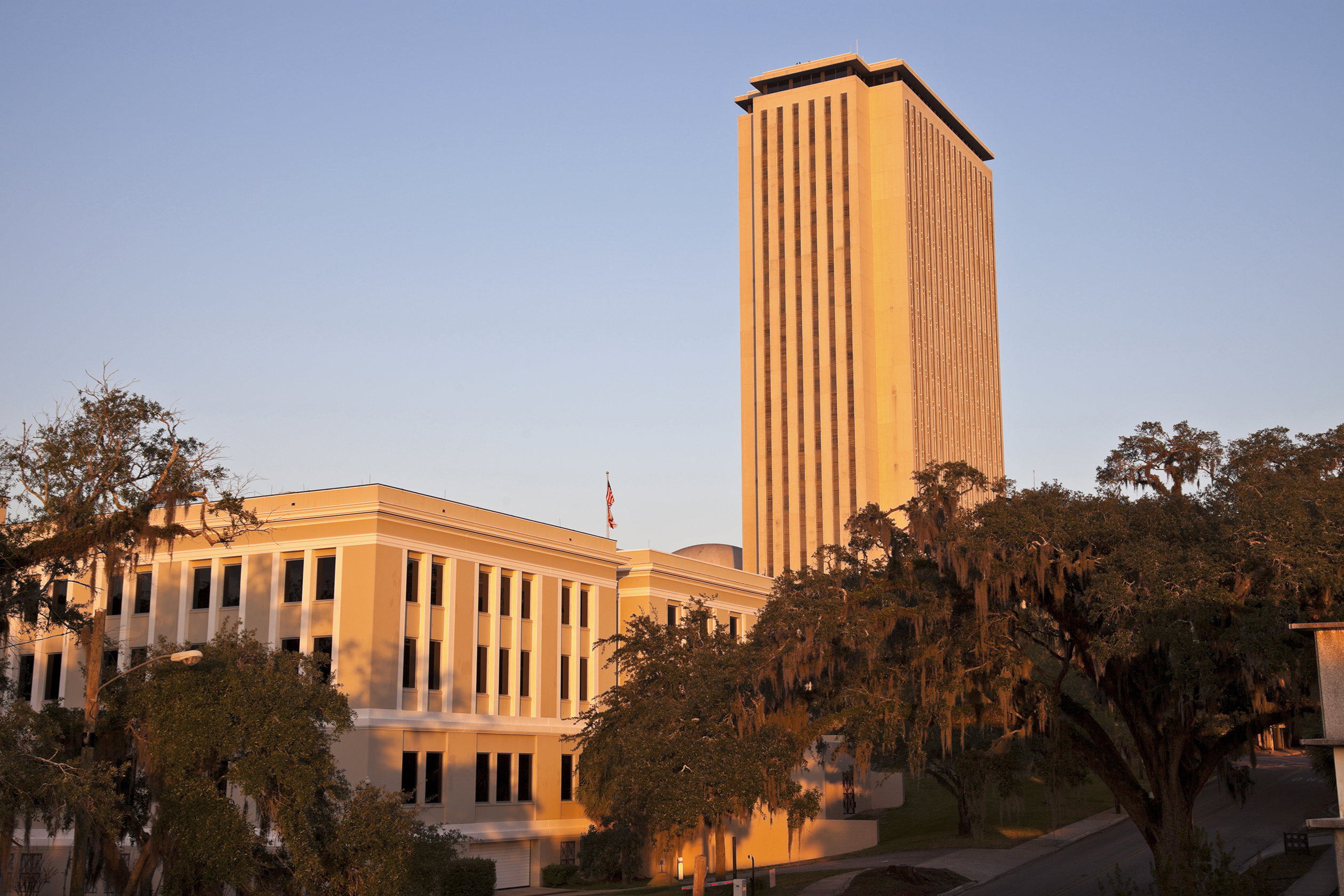 capitol-building-tallahassee.jpeg