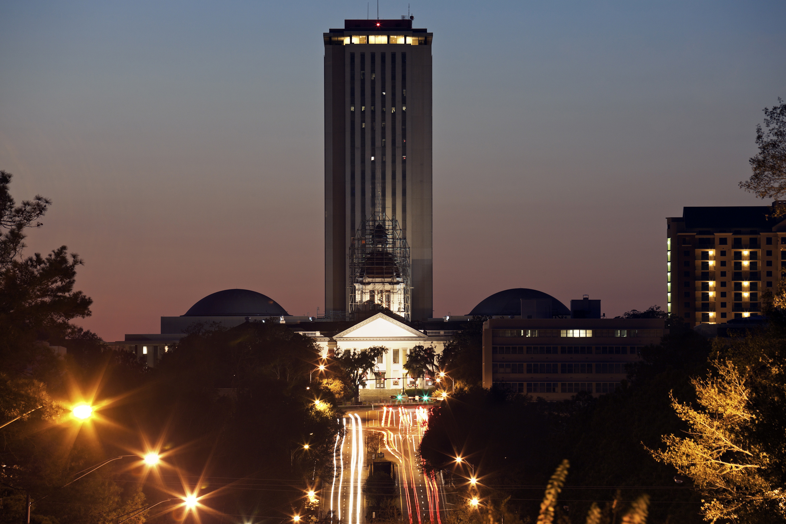 tallahassee-night-capitol.jpeg