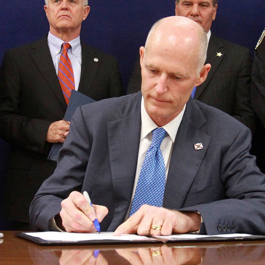 Pill Mill Bill Signing in Florida