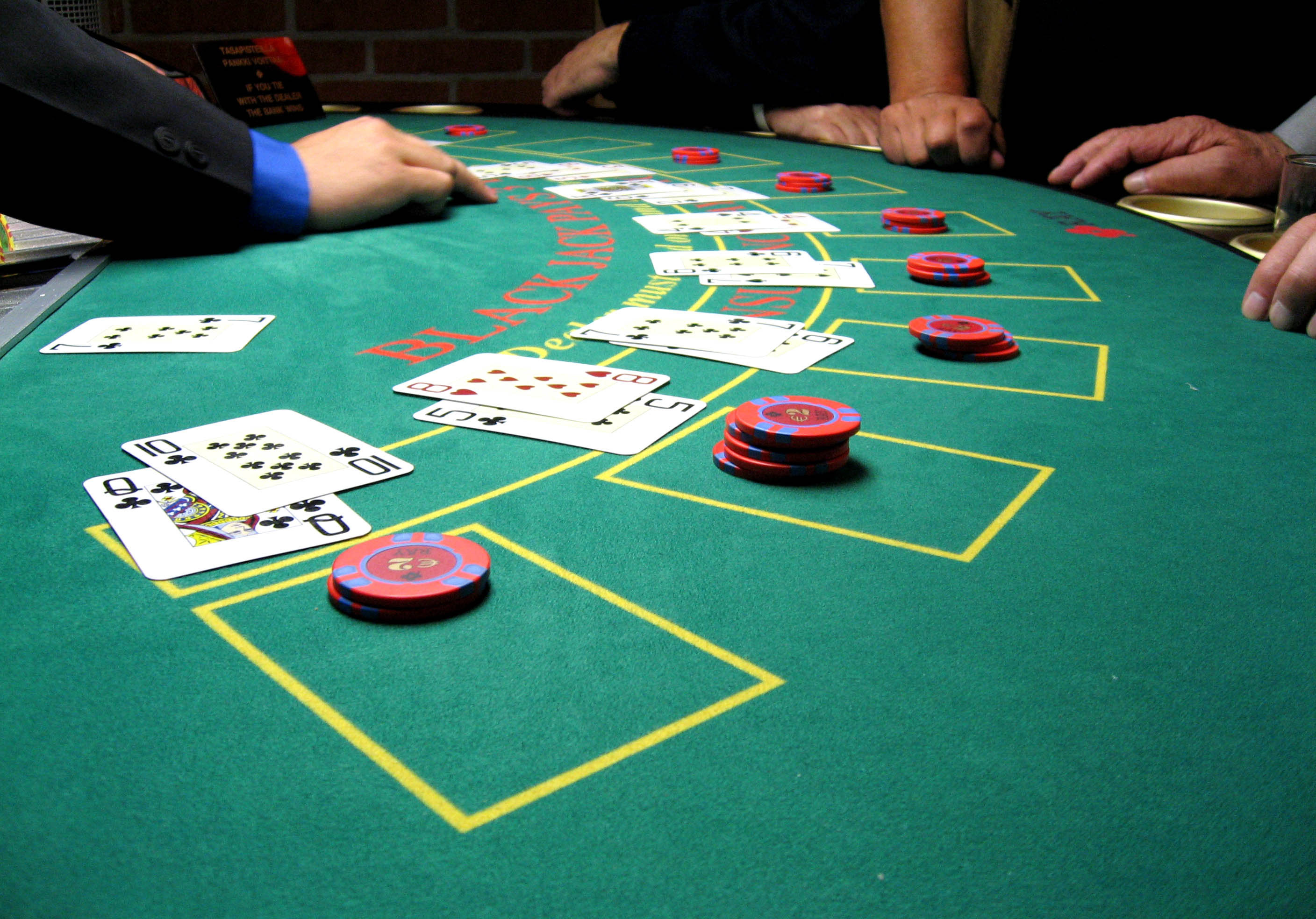 seminole-tribe-sues-state-over-blackjack