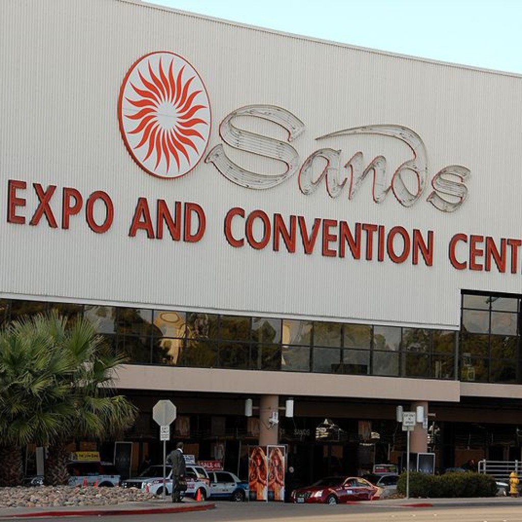 800px-Sands_Convention_Center_2010-1024x1024.jpg