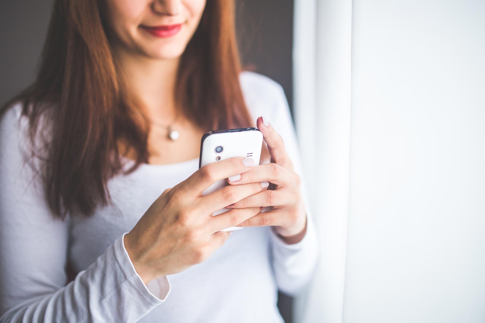 woman-smartphone-girl-technology.jpg