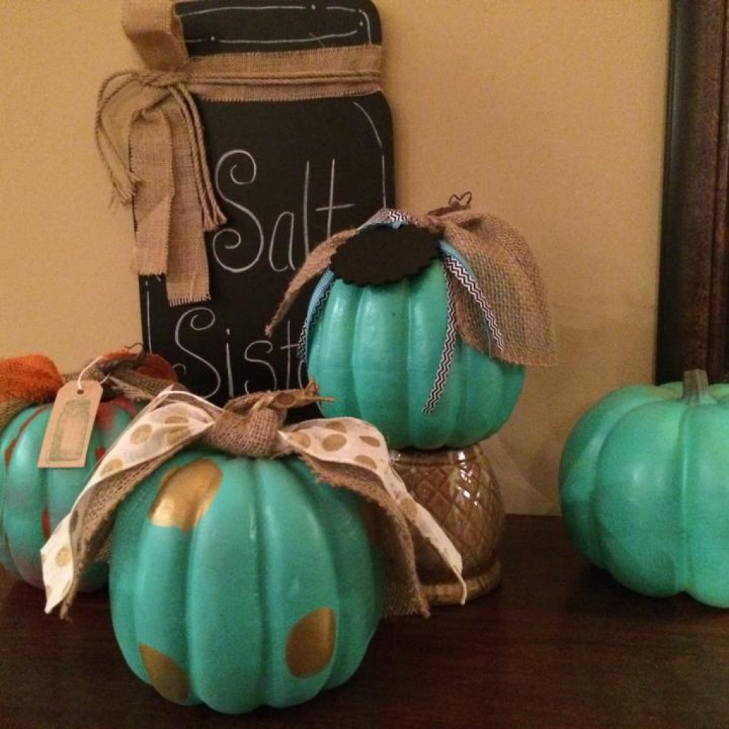 halloween-teal-pumpkins-madelen