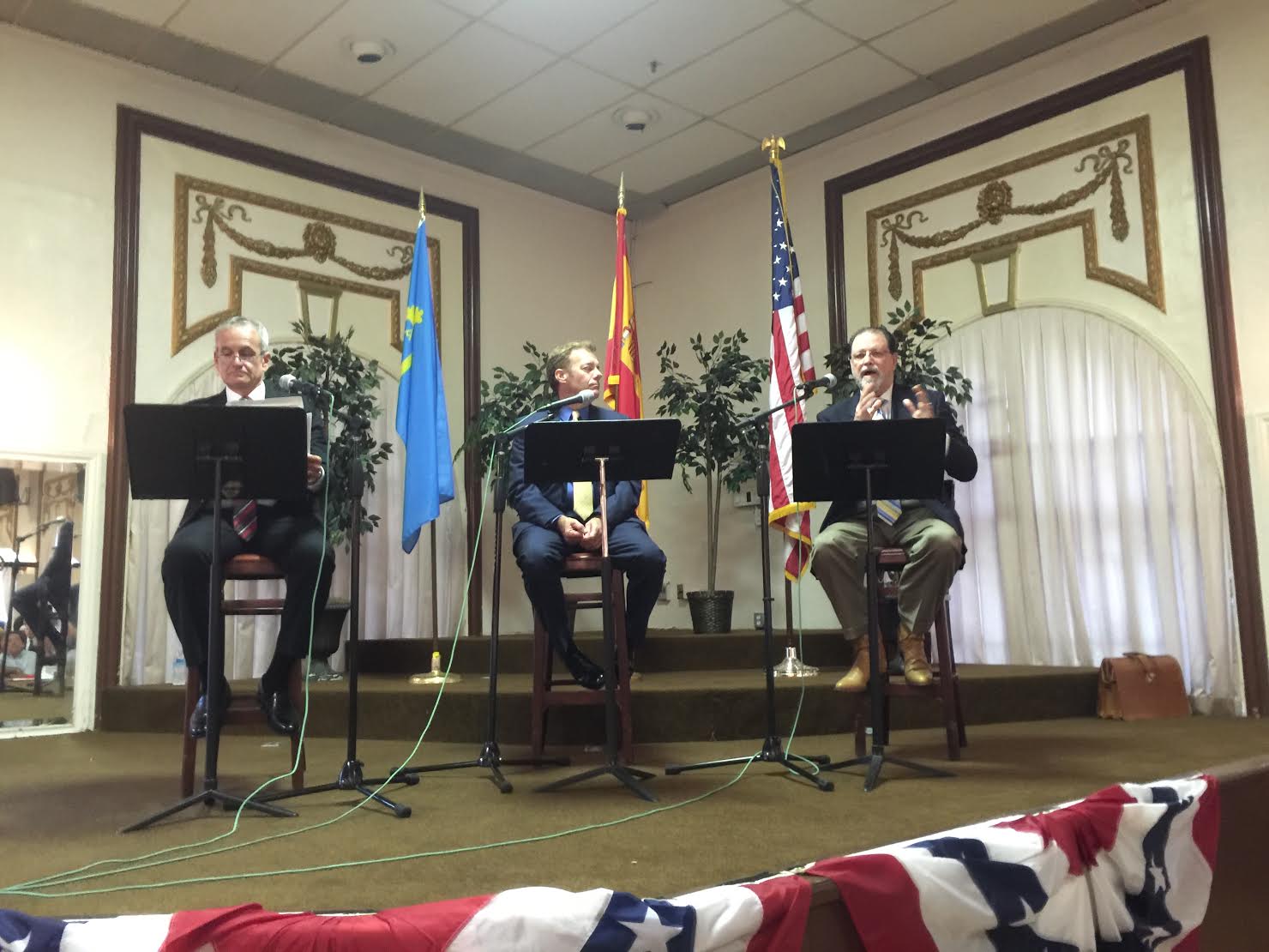 Al Fox and Ralph Fernandez debate U.S. Cuba relations in Ybor City