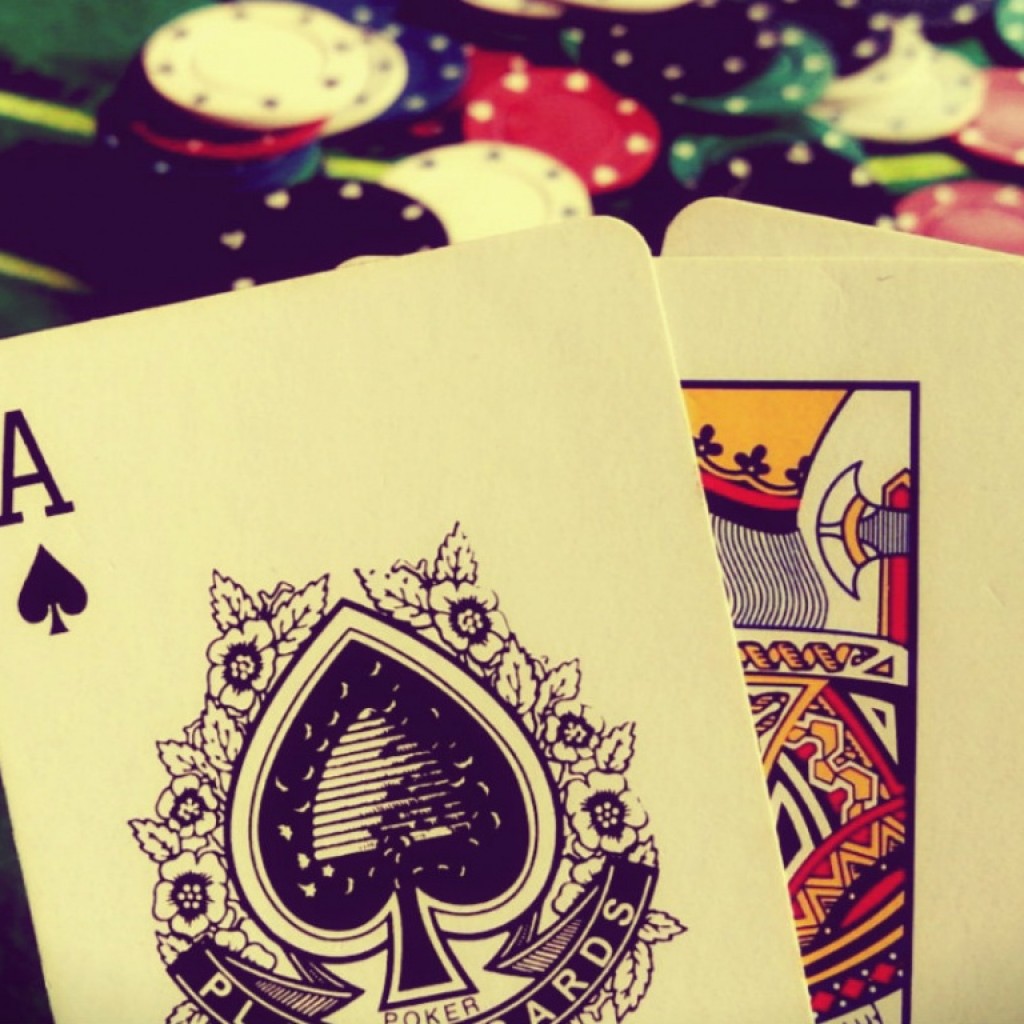 gambling-wallpaper-1366x768-1024x1024.jpg