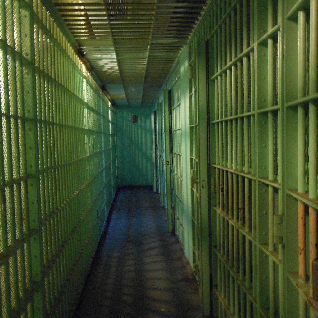 jail-cells-429638_1280-1024x1024.jpg