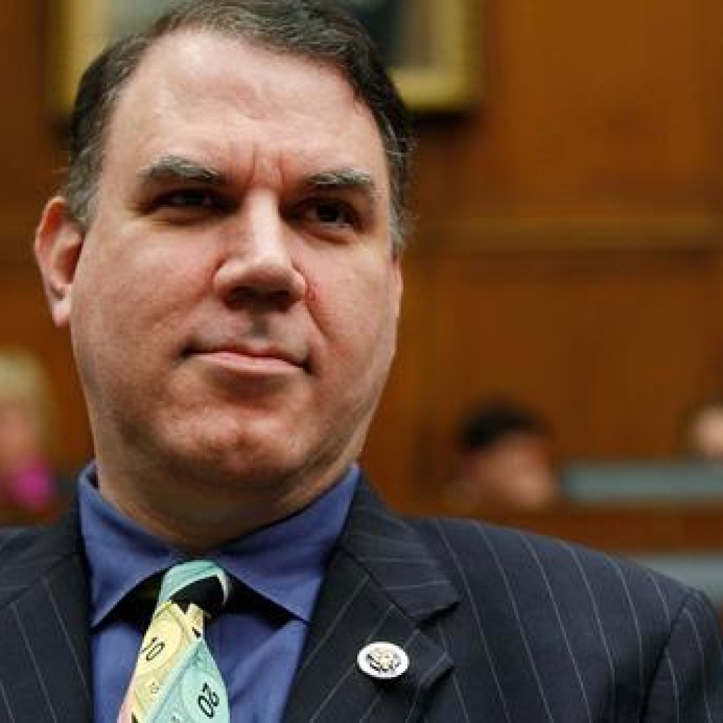 130719_POL_AlanGrayson.jpg.CROP_.rectangle3-large-1024x1024.jpg