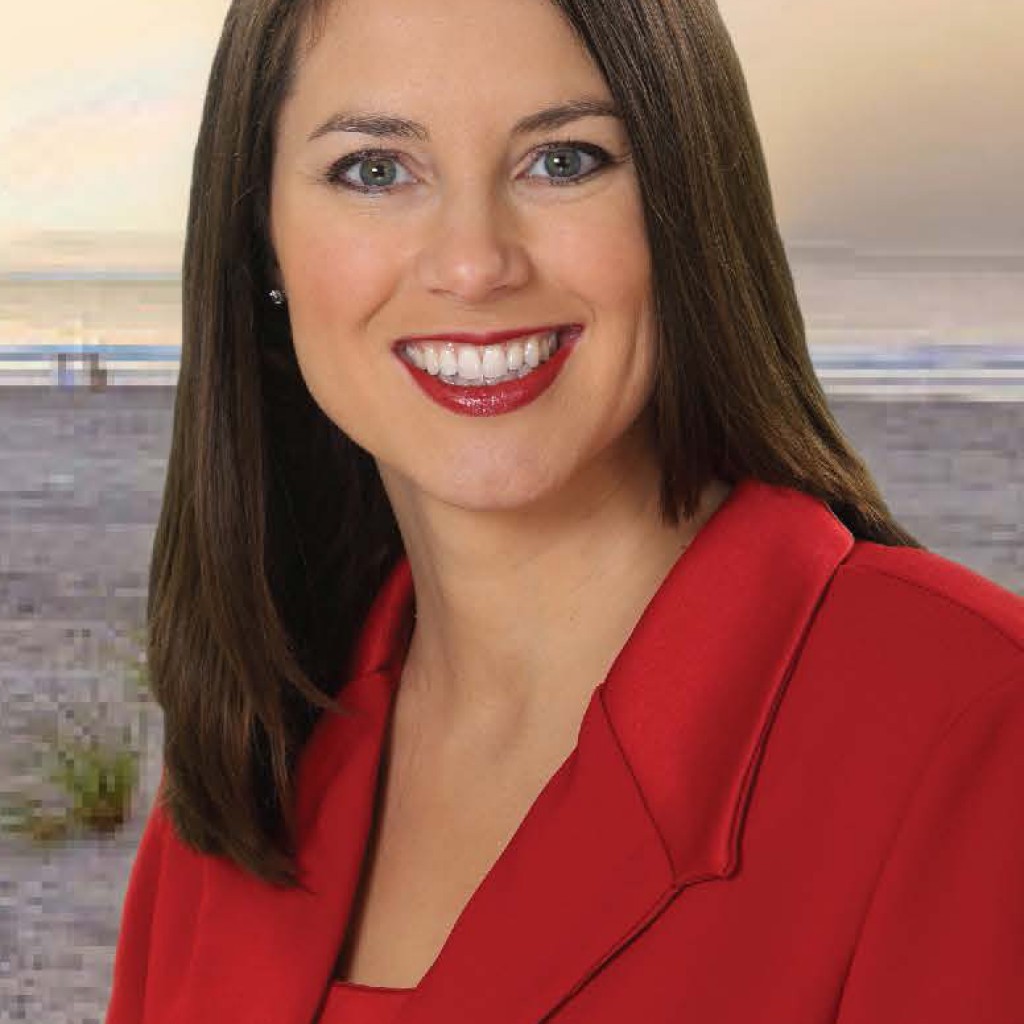 Sheri Treadwell headshot - beach