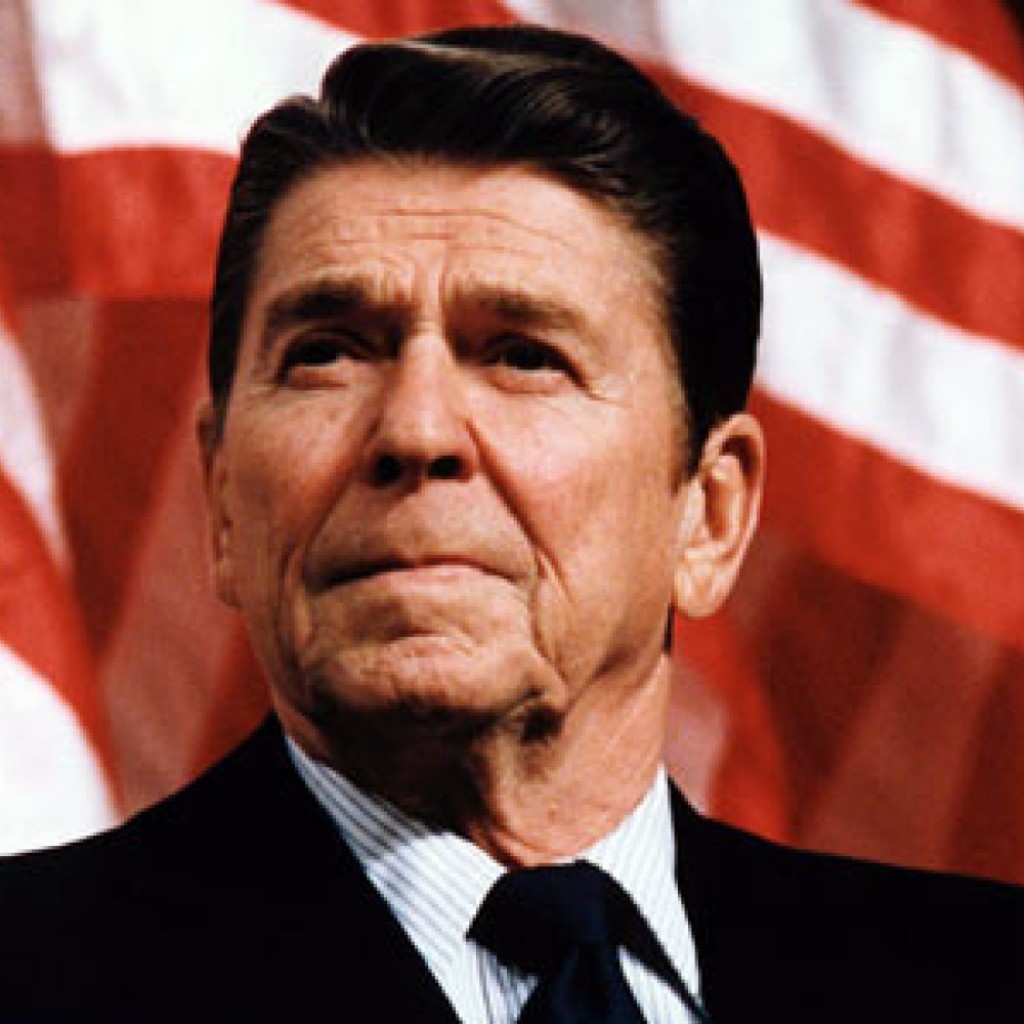 President Reagan speaking at a rally for Senator Durenberger