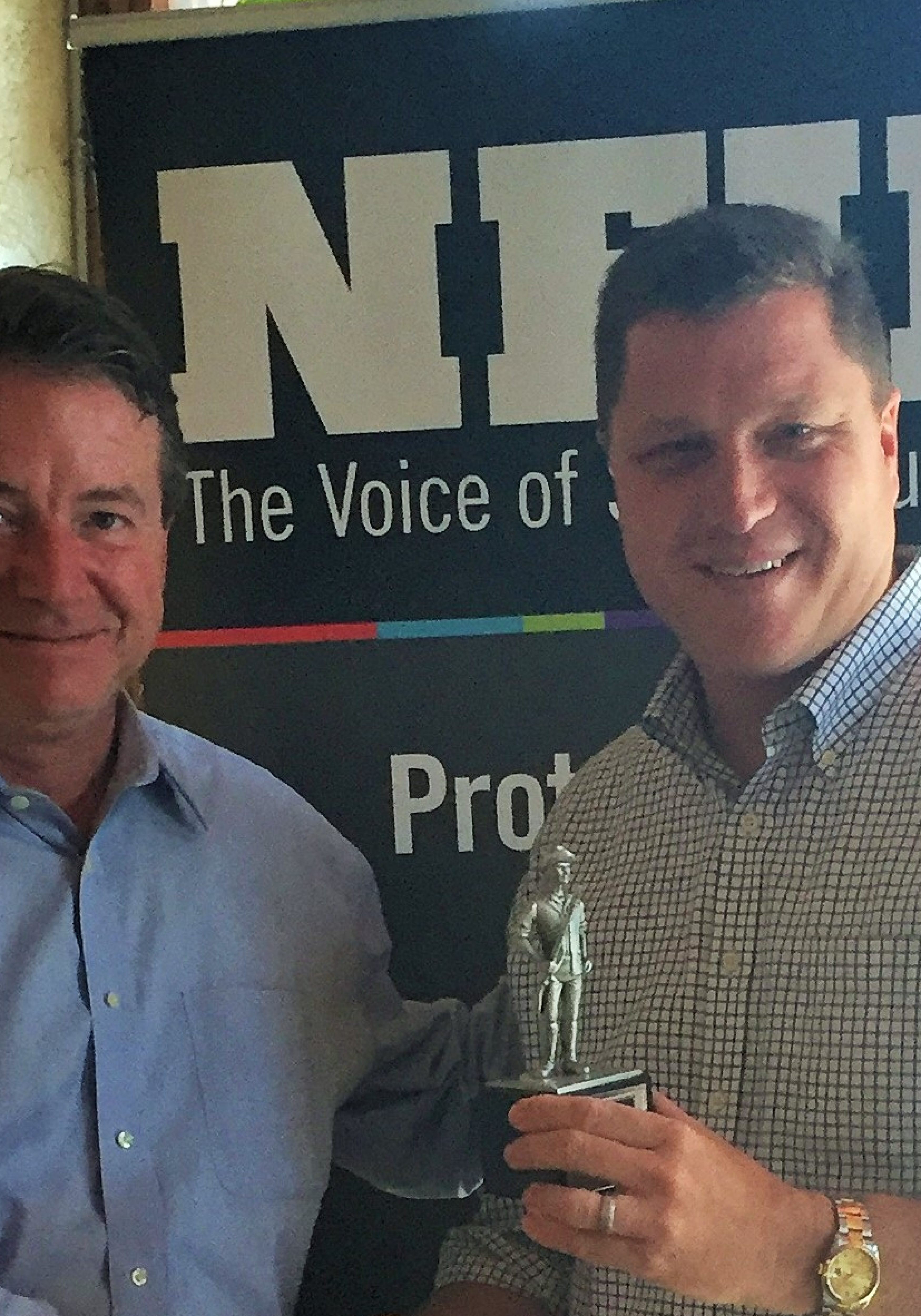 Bill Herrle presents Senator Brandes with NFIB Guardian of Small Business Award