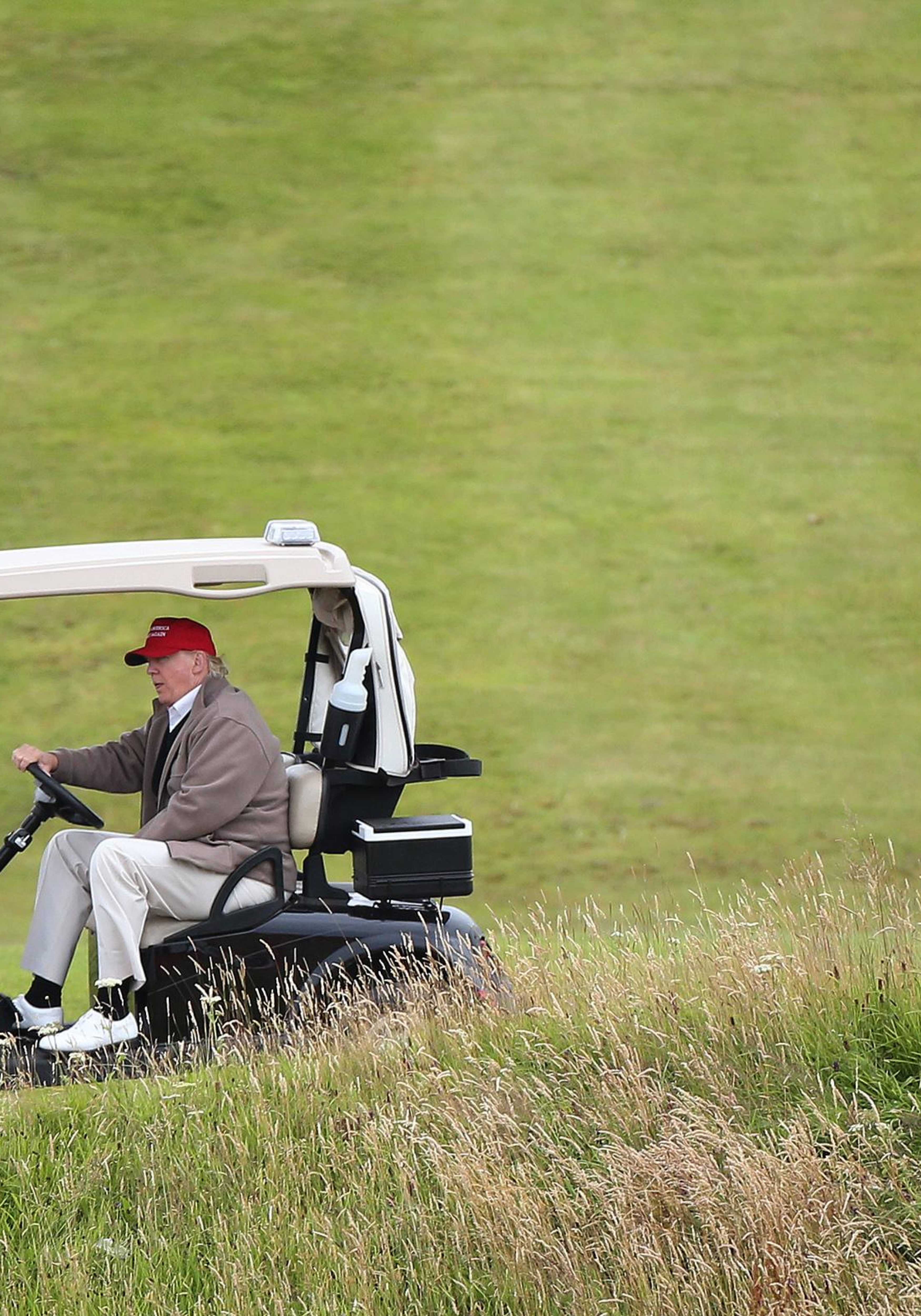Donald-Trump-golf-course-global-warming-3500x5000.jpg