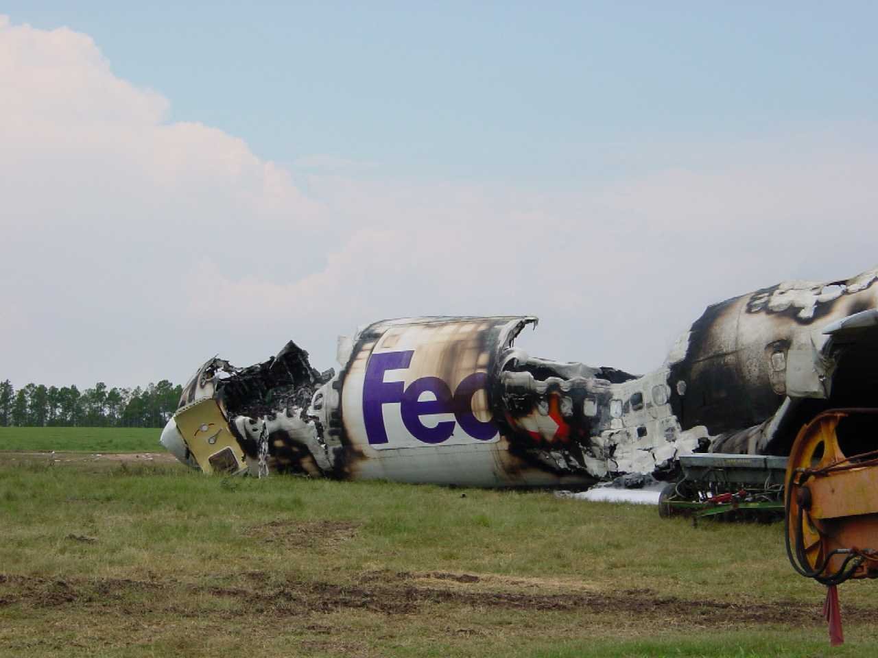 fed ex plane crash