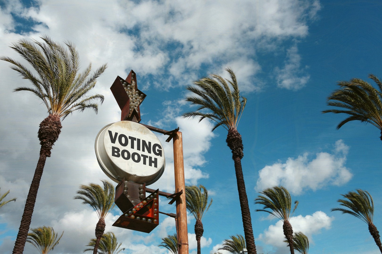 voting-booths-florida-Large.jpg