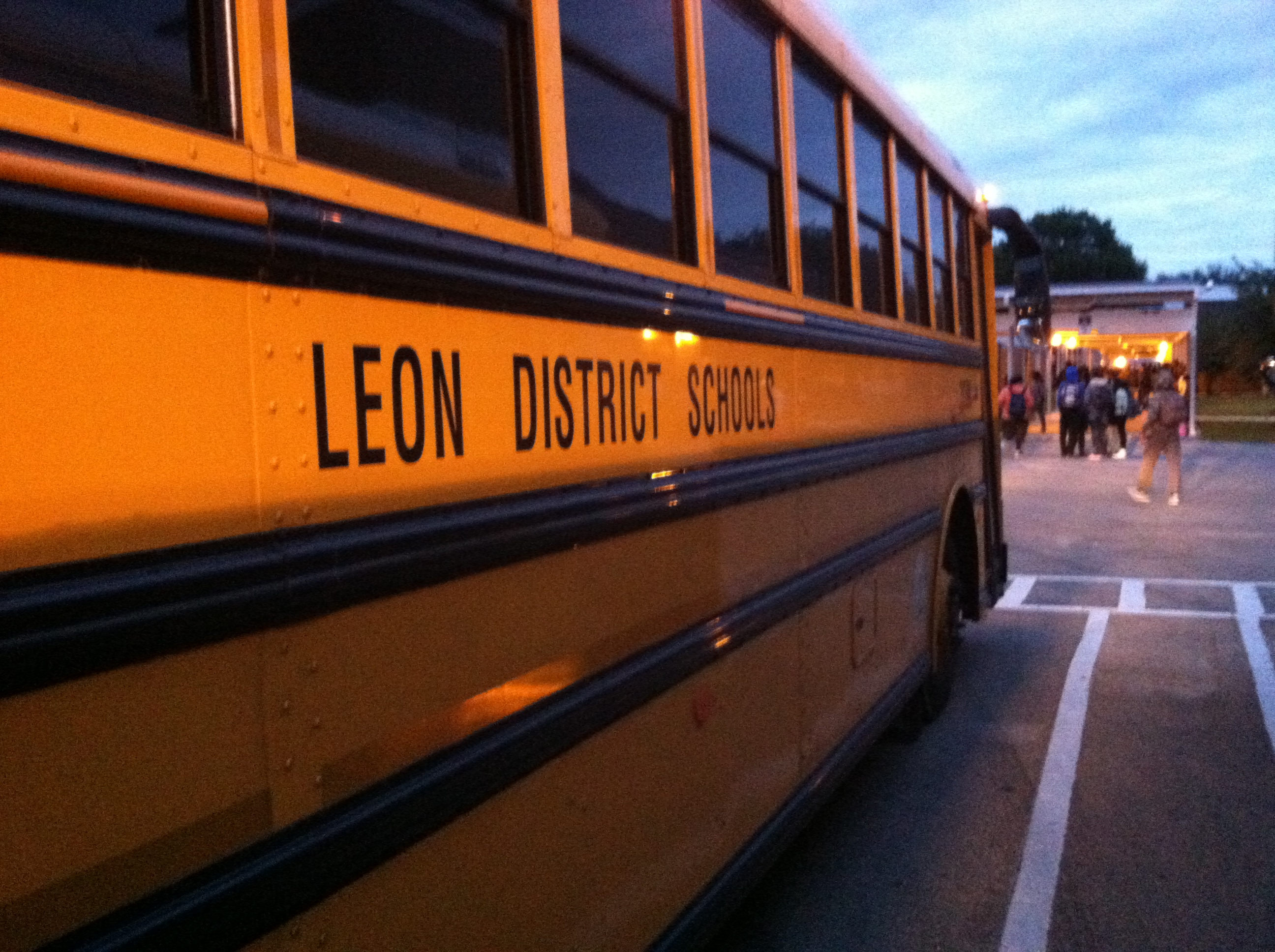 Leon_School_Bus.jpg