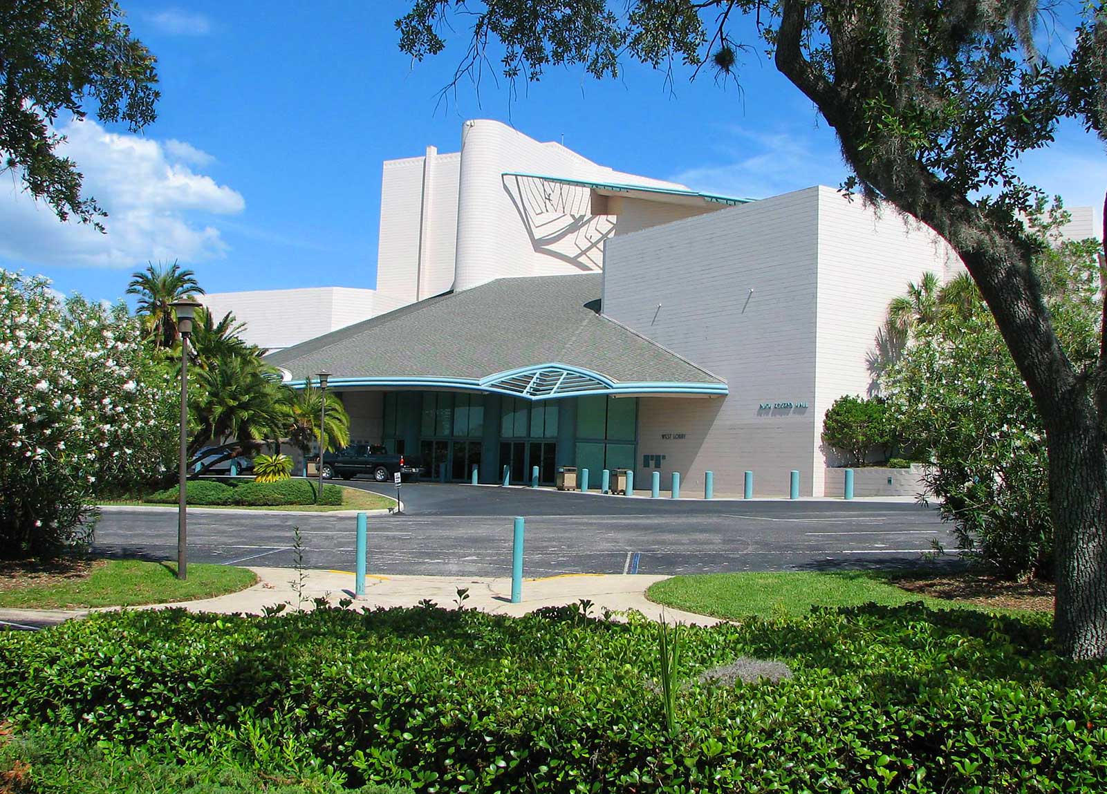 ruth-eckerd-hall