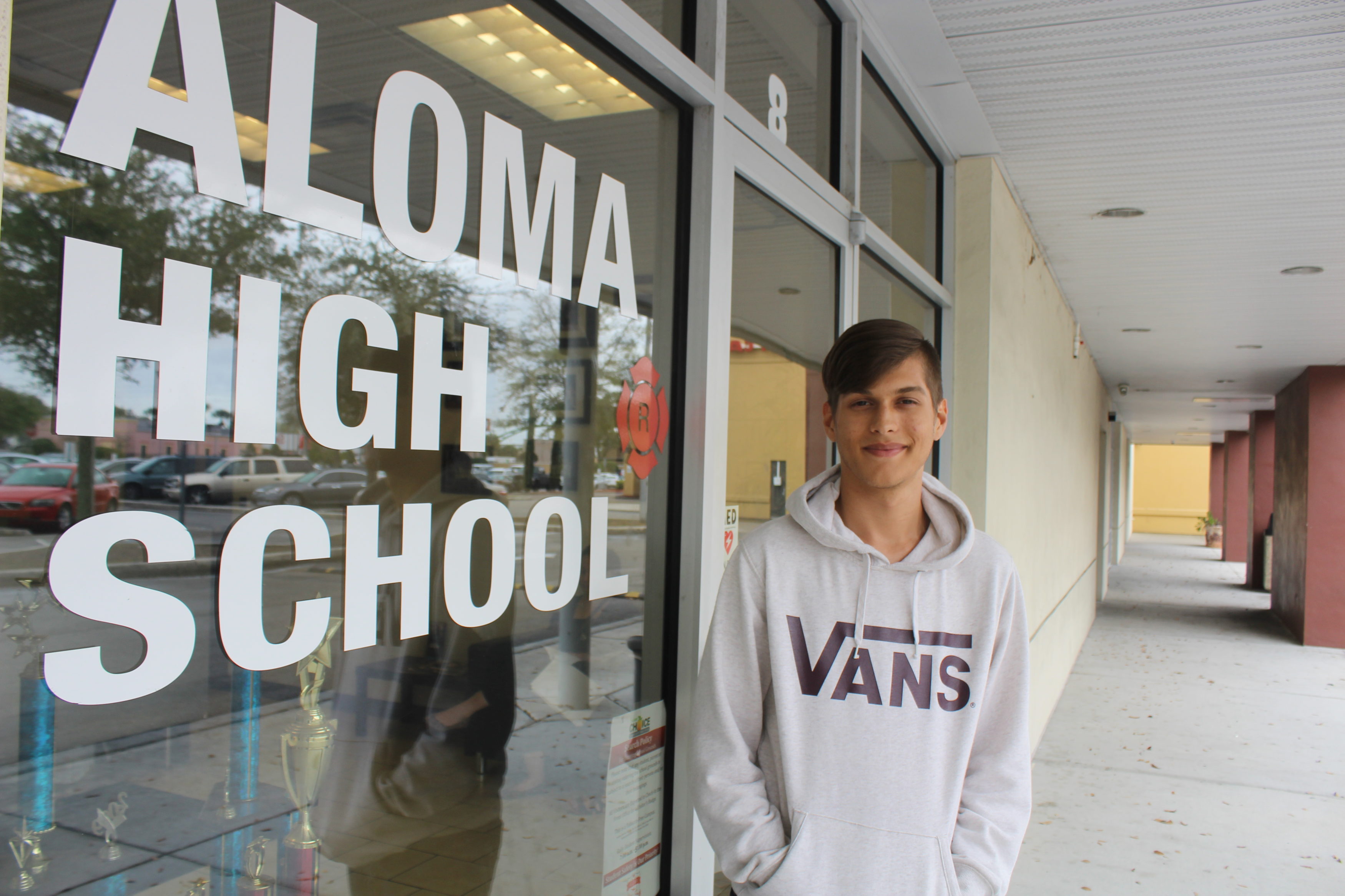 After life on Orlando streets, Aloma Charter High gives teen renewed focus