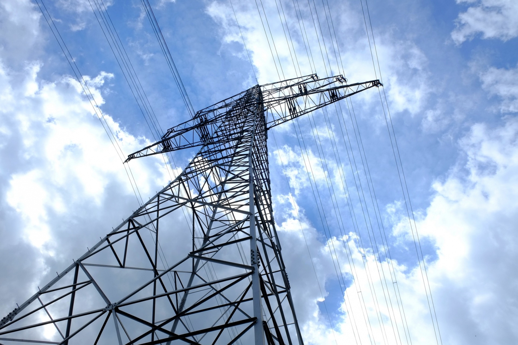 powerline-pylon_pixabay