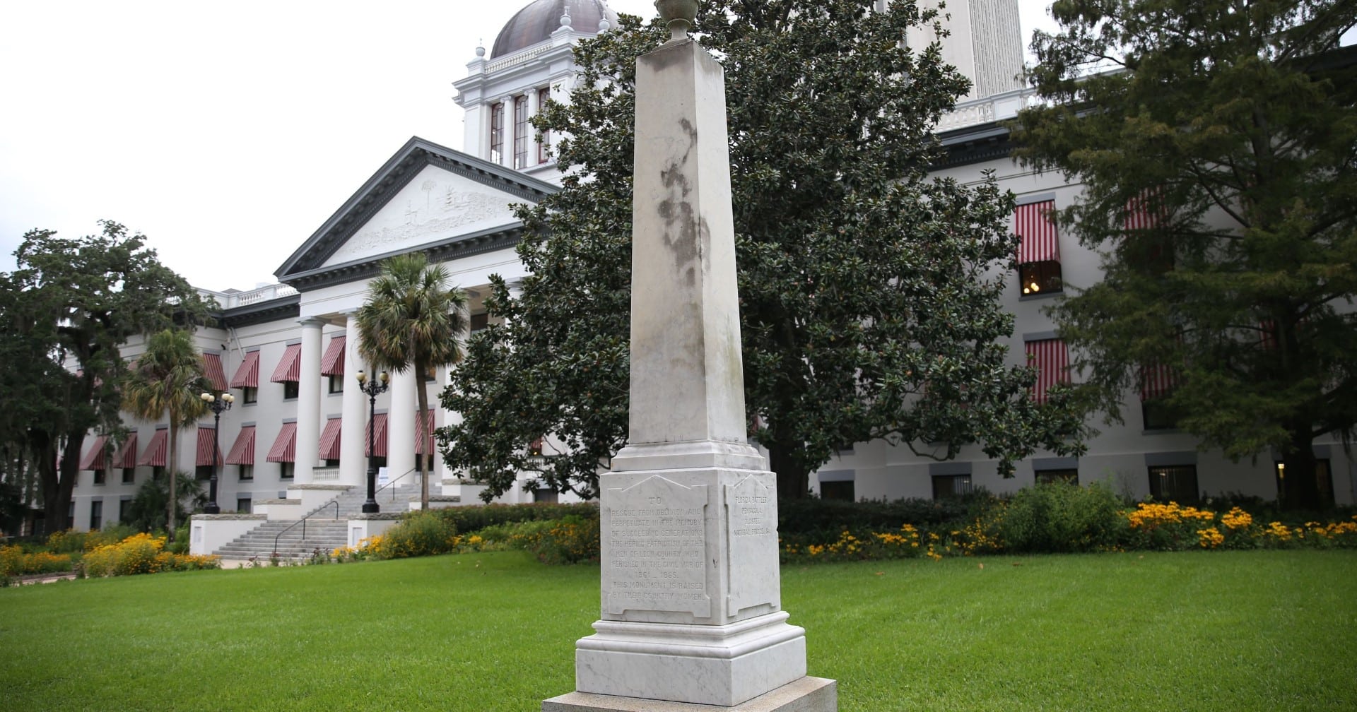 old Capitol Confederate monument (Large)