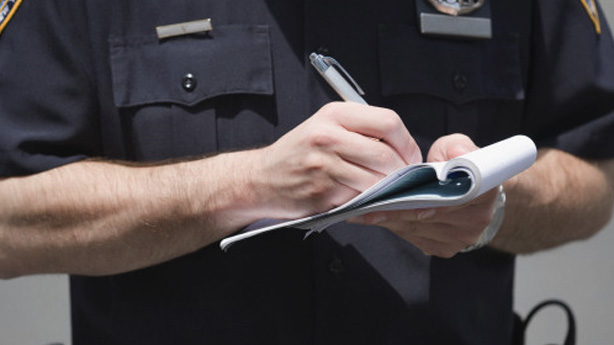 cop-writing-ticket