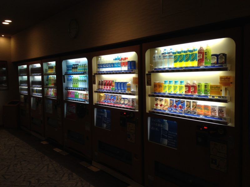 vending-machines-682010_1280