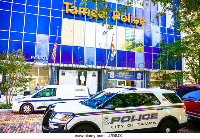 the-tampa-police-building-and-museum-on-franklin-street-in-the-downtown-j595jx