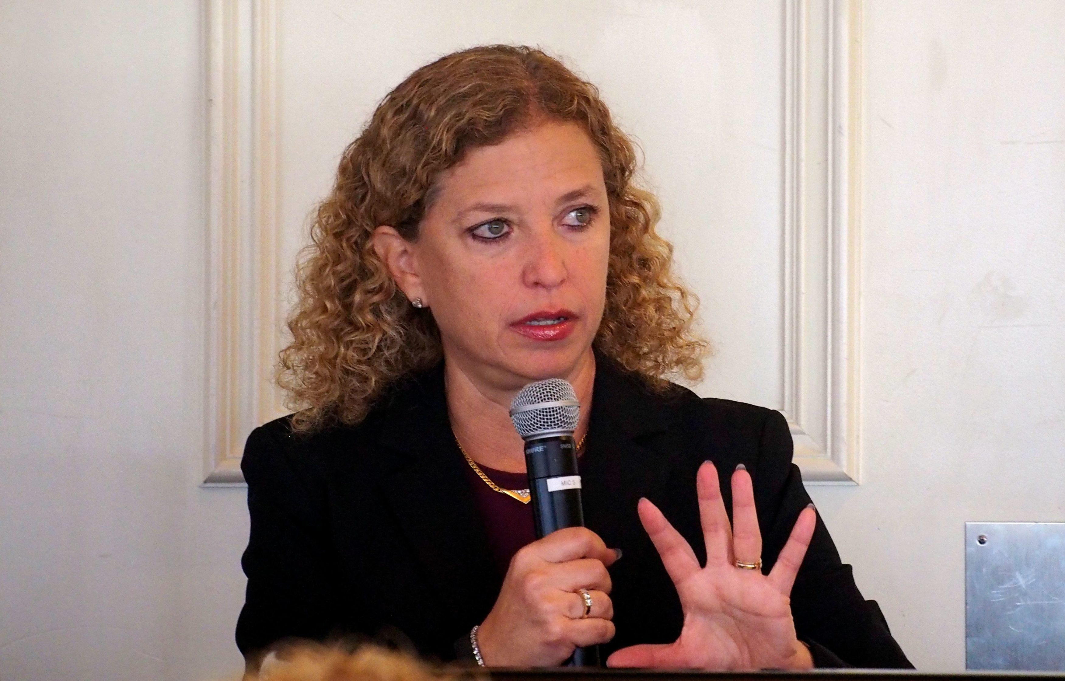 Debbie-Wasserman-Schultz-2-3500x2238.jpg