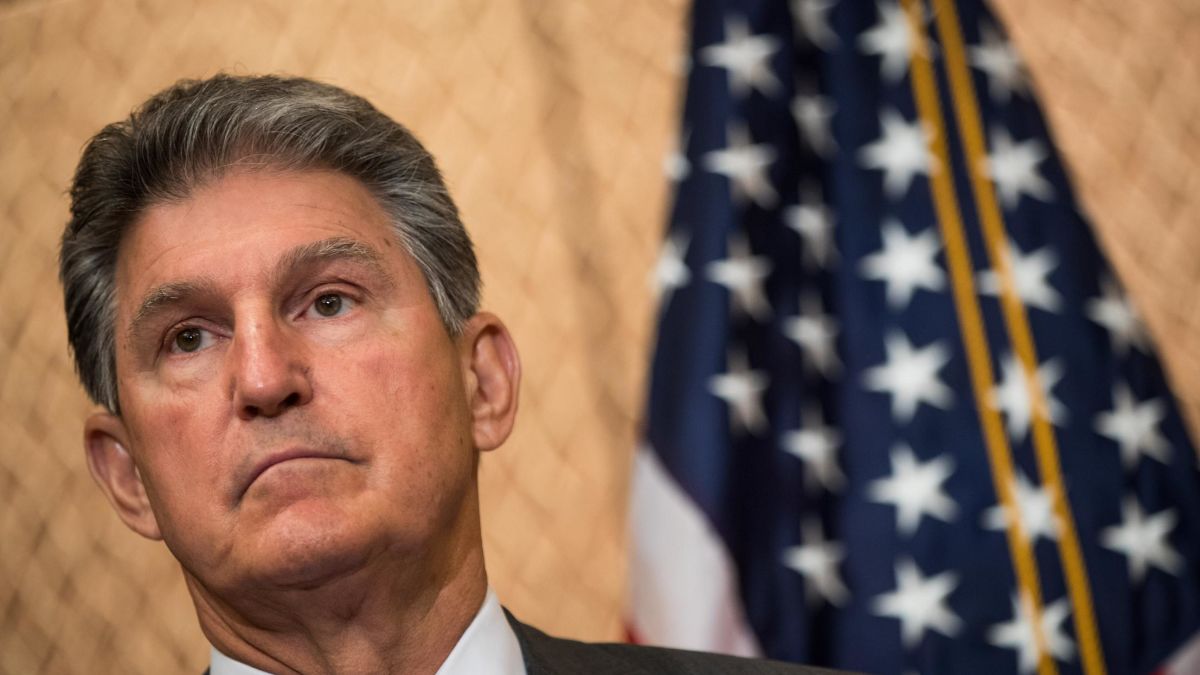 https_cdn.cnn.comcnnnextdamassets180124131356-joe-manchin-06-27-2017