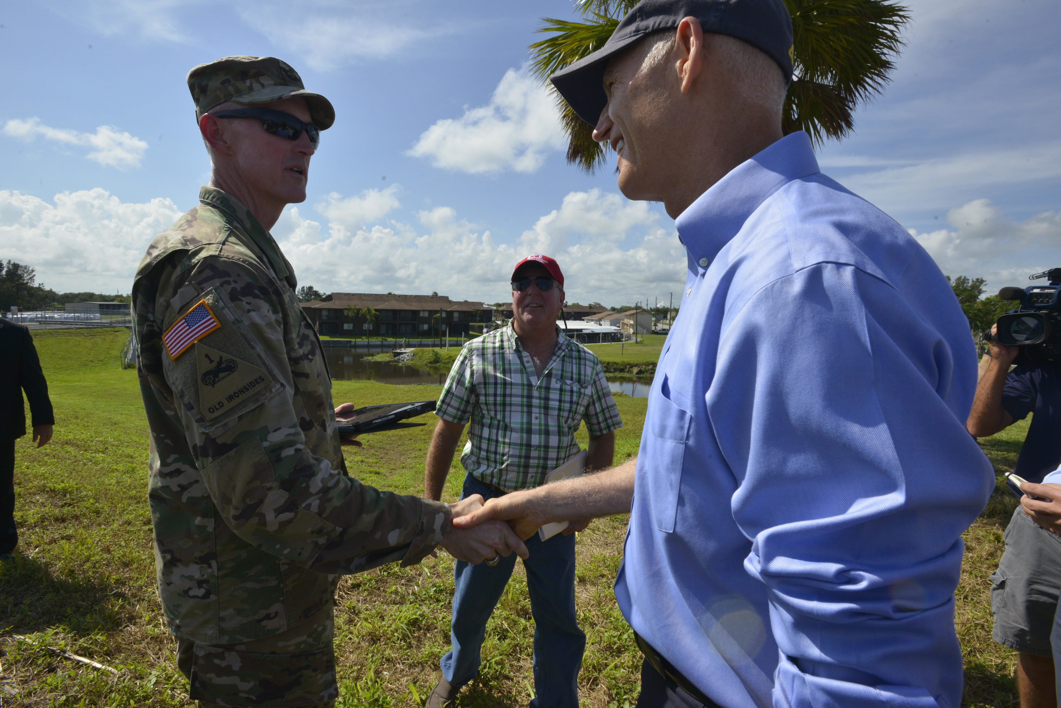 Gov. Scott visits Herbert Hoover Dike on Lake Okeechobee