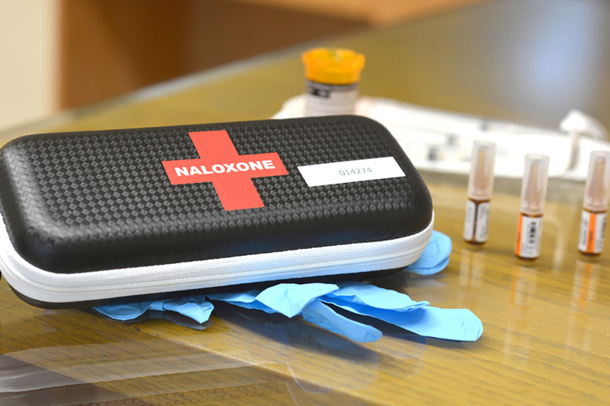 naloxone-kit-facebook.jpg