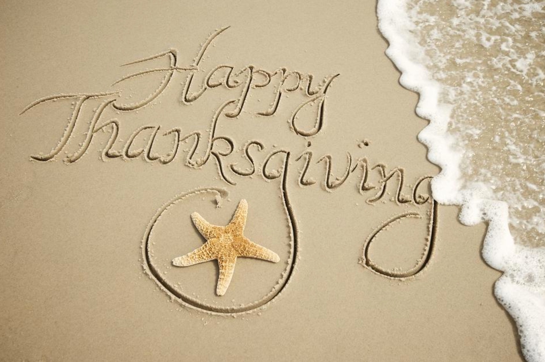 11 23 2017 Happy Thanksgiving sand writing