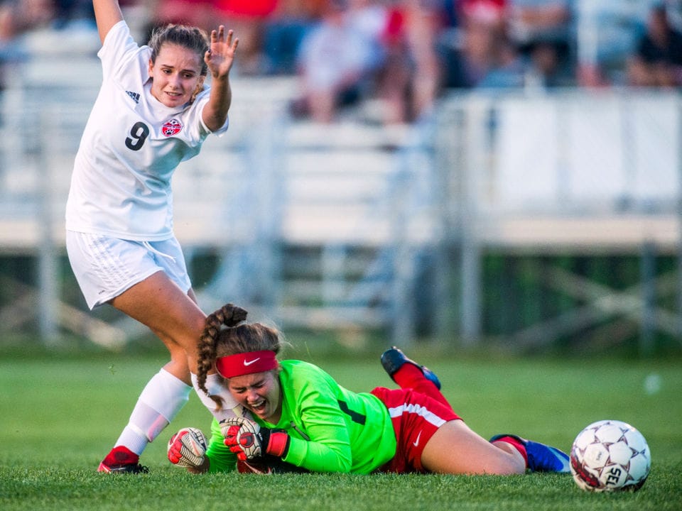 fac_grandblancgirlssoccer035.jpeg