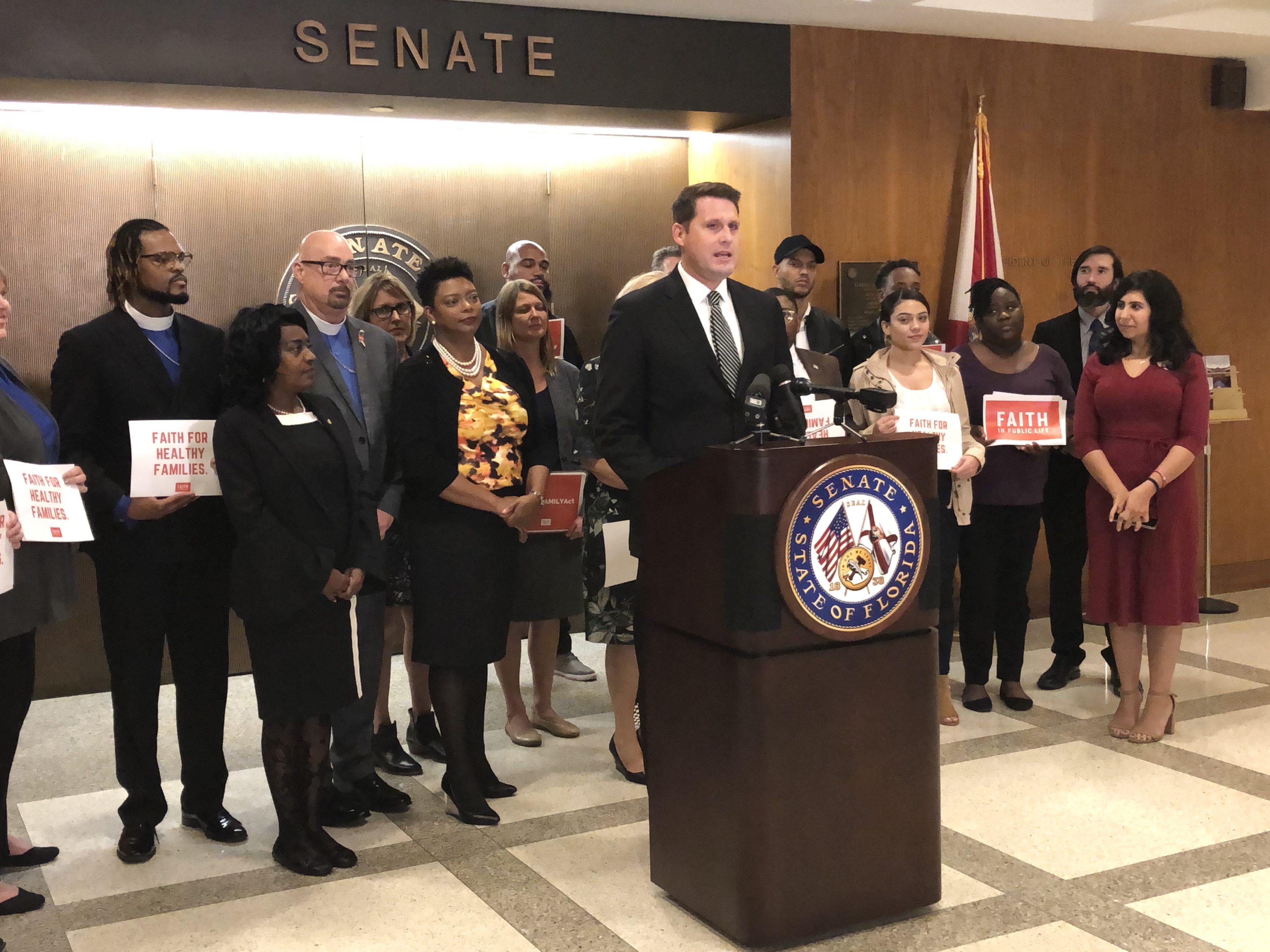 Cruz, Tracie Davis and faith leaders push for 3 months of paid