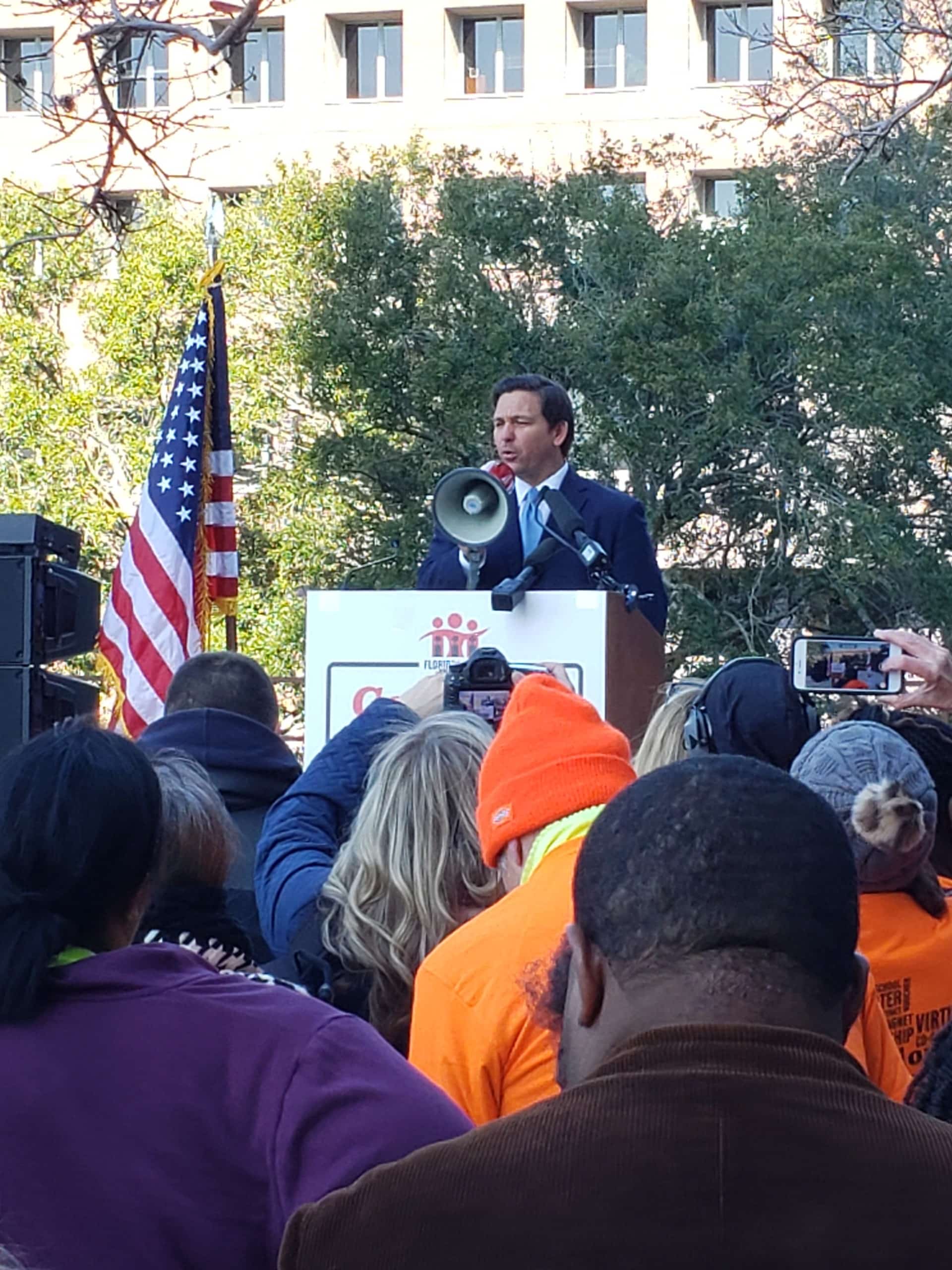 Gov.-DeSantis-at-Gardiner-rally.jpeg