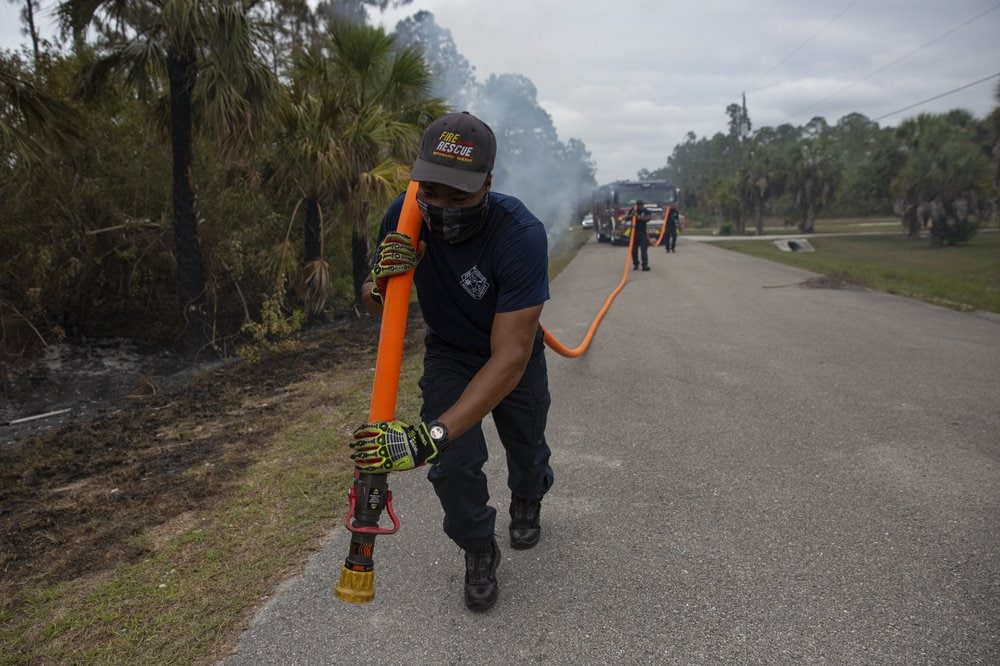 wildfire in naples