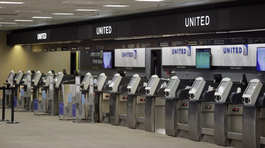 United Airlines machines at Tampa Airport