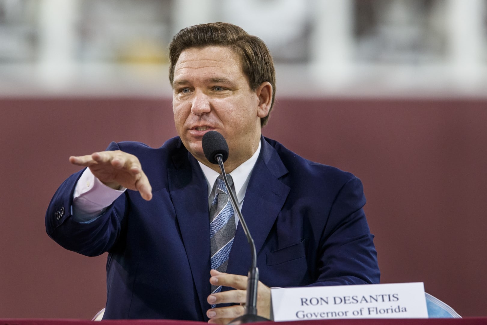 DESANTIS-SPORTS-PRESSER-8.11-4-Large.jpg