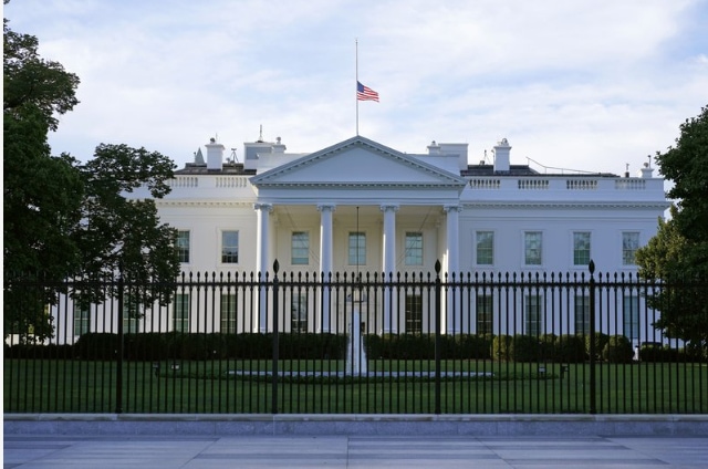 White-House.jpg