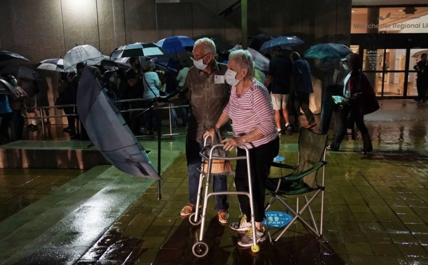 Early-voting-in-Miami.jpg