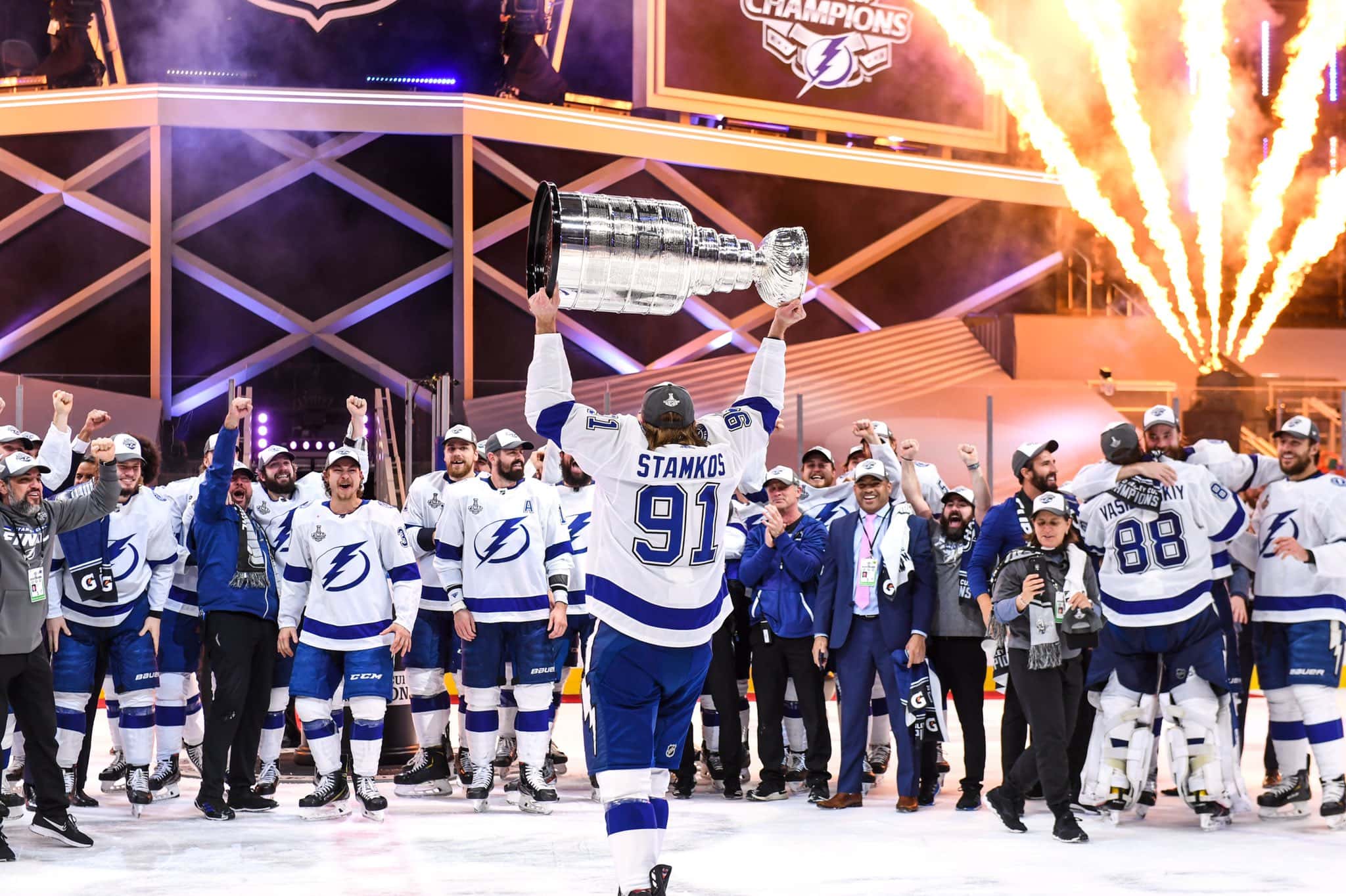 Back-to-Back for the Bolts! Gear up, Tampa Bay Lightning fans.