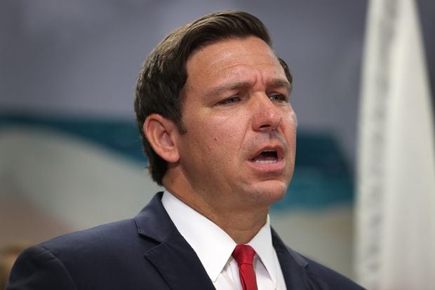 desantis-2.jpg