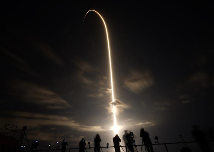 SpaceX-Falcon-9-launch.jpg