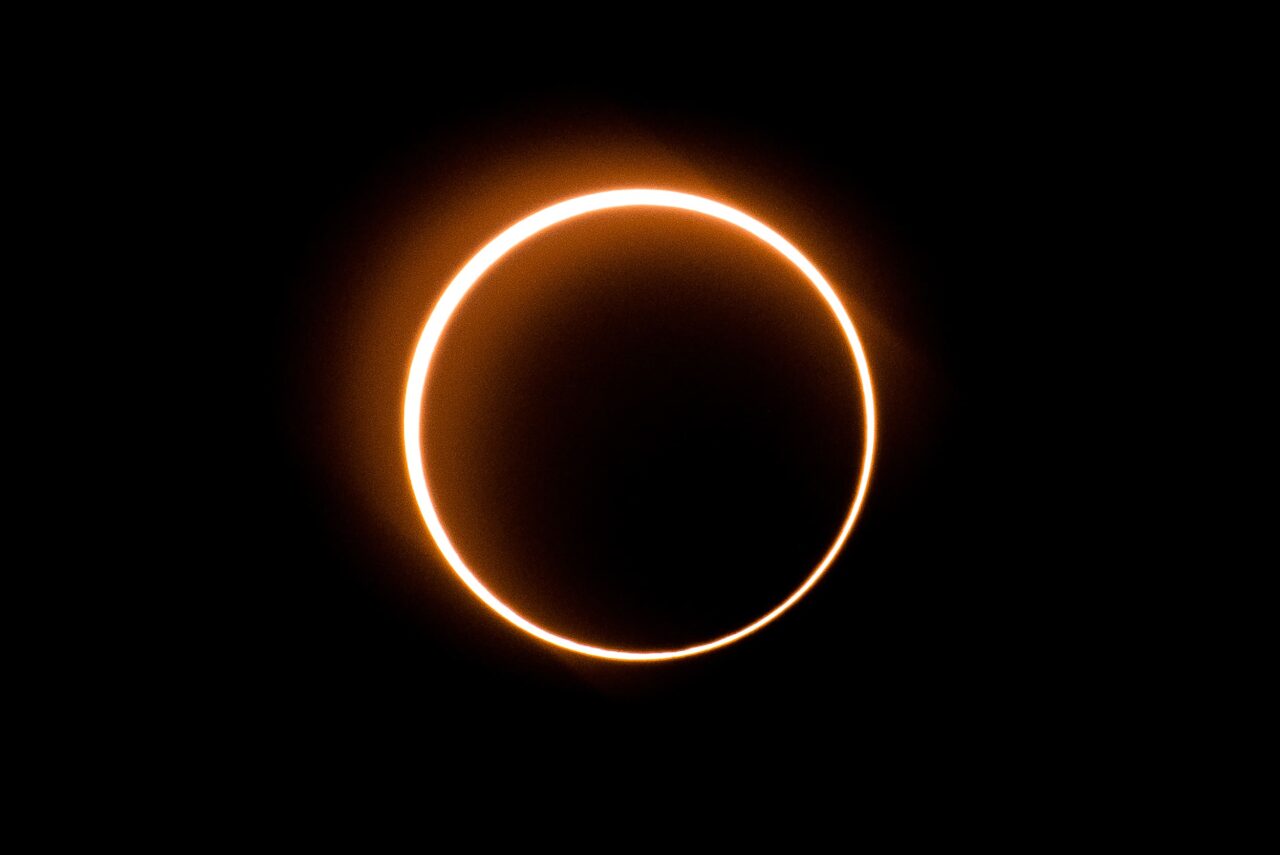 210608-ring-of-fire-solar-eclipse-se-132p-429d8b_342729aba498e4c4e310eed488d51b5b0827253e-1280x855.jpg