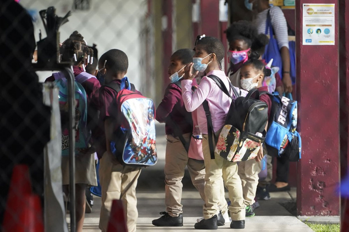 Miami-Dade-students-return-to-class-for-1st-time-since-March-1.jpg