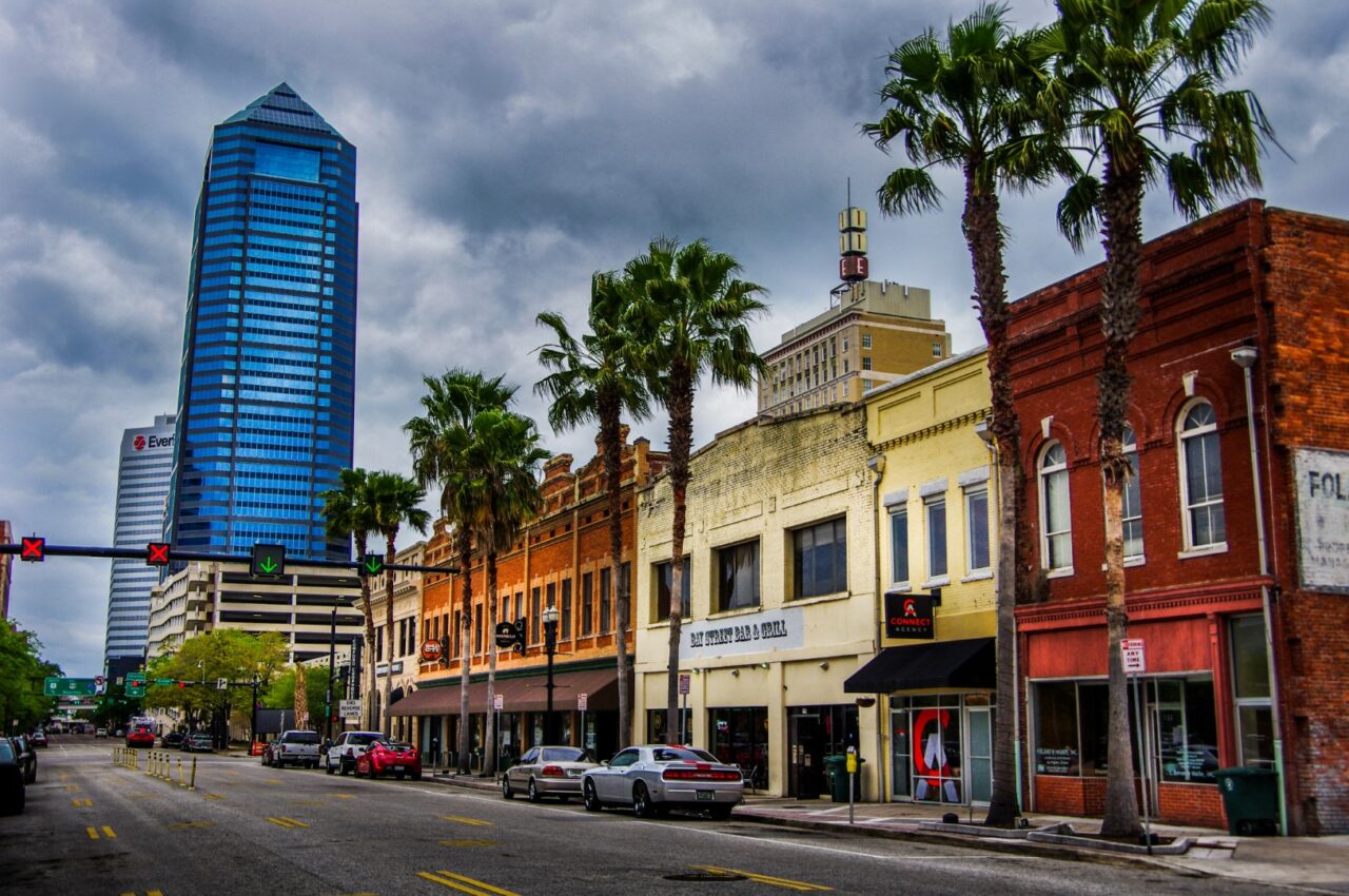 Jacksonville, FL—March 19, 2018; mix of modern and historic architecture along palm tree lines streets downtown