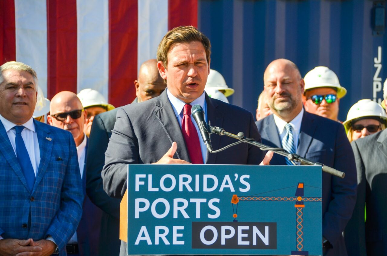 governor-ron-desantis-floridas-seaports-are-open-and-ready-to-meet-holiday-demands_51606572447_o-Large-1280x848.jpg