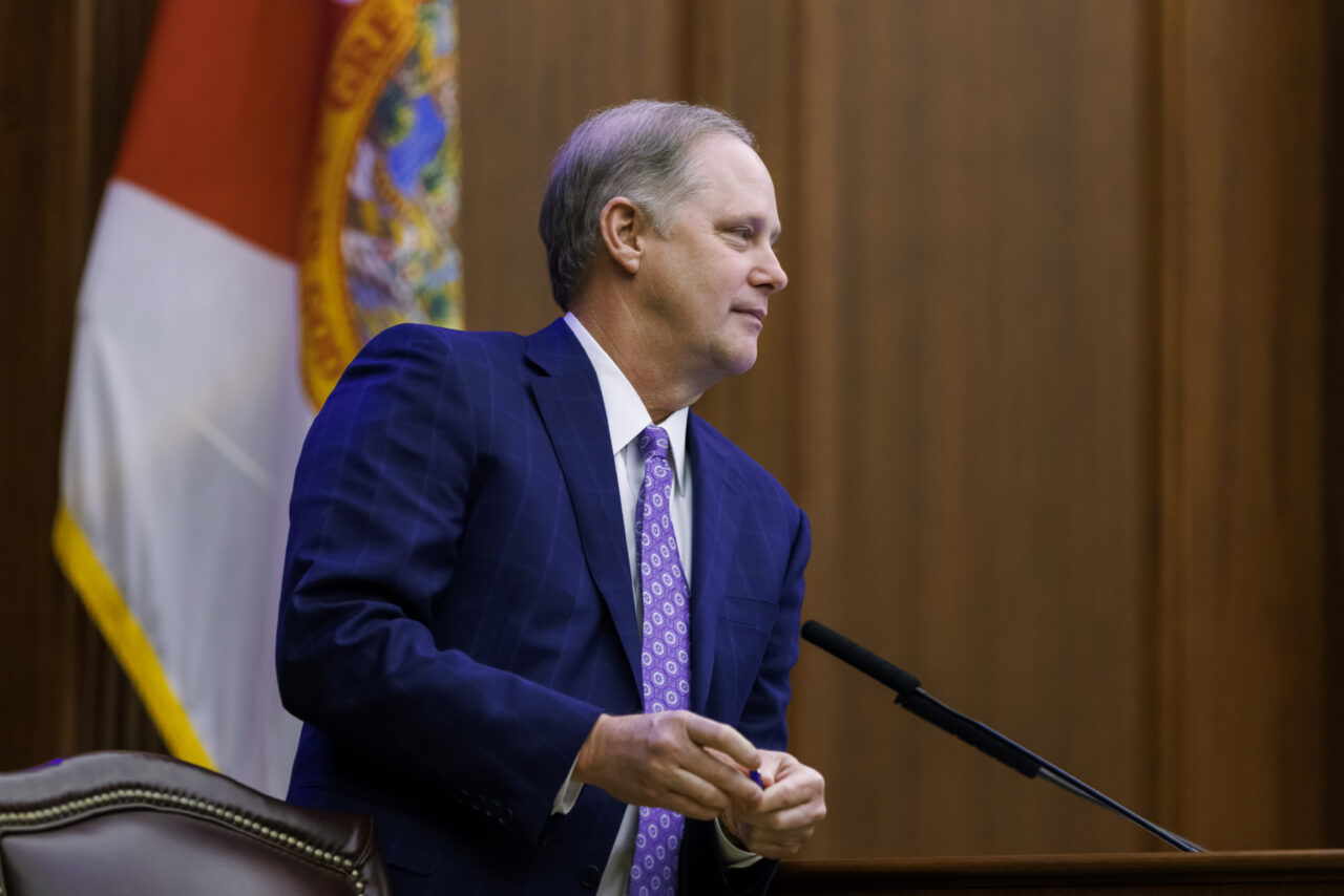 FLAPOL030422CH014-1280x854.jpg