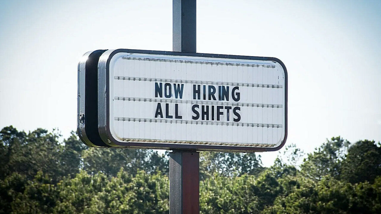 now-hiring-all-shifts