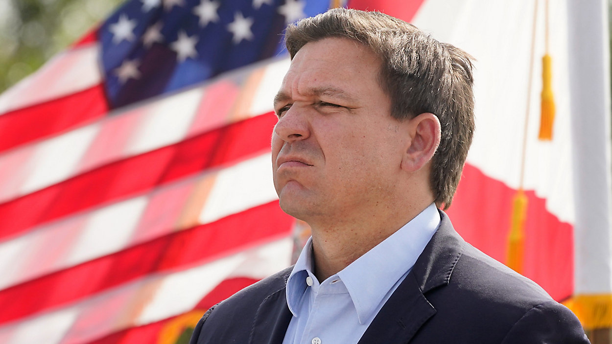 desantis-flag-ap.jpg