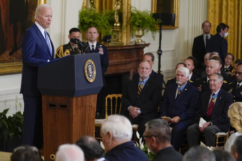 biden-medal-of-honor-ap.jpeg