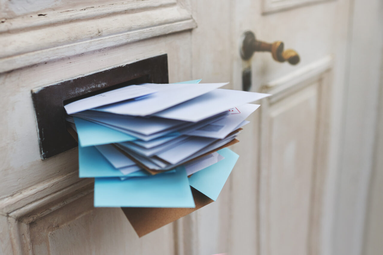 mail-overflowing-1280x853.jpeg